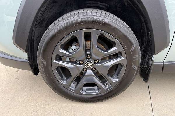 2022 Toyota RAV4 Edge AXAA54R