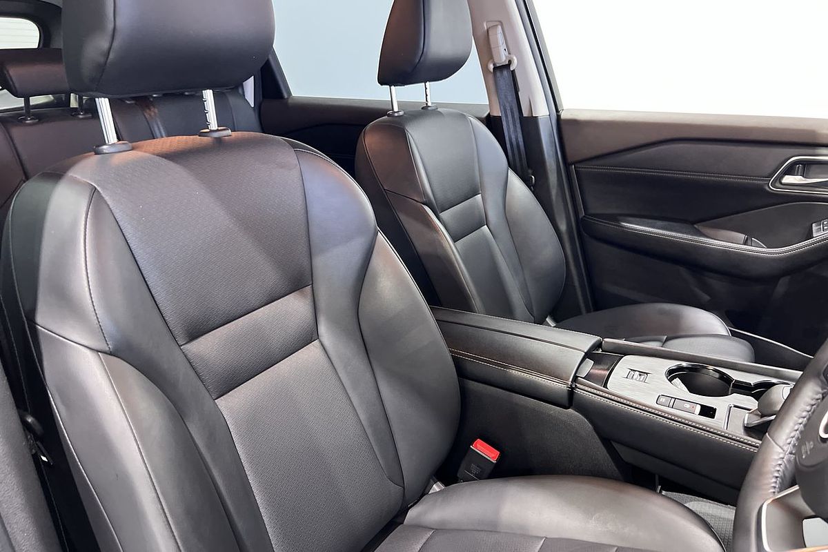 2023 Nissan X-TRAIL ST-L T33