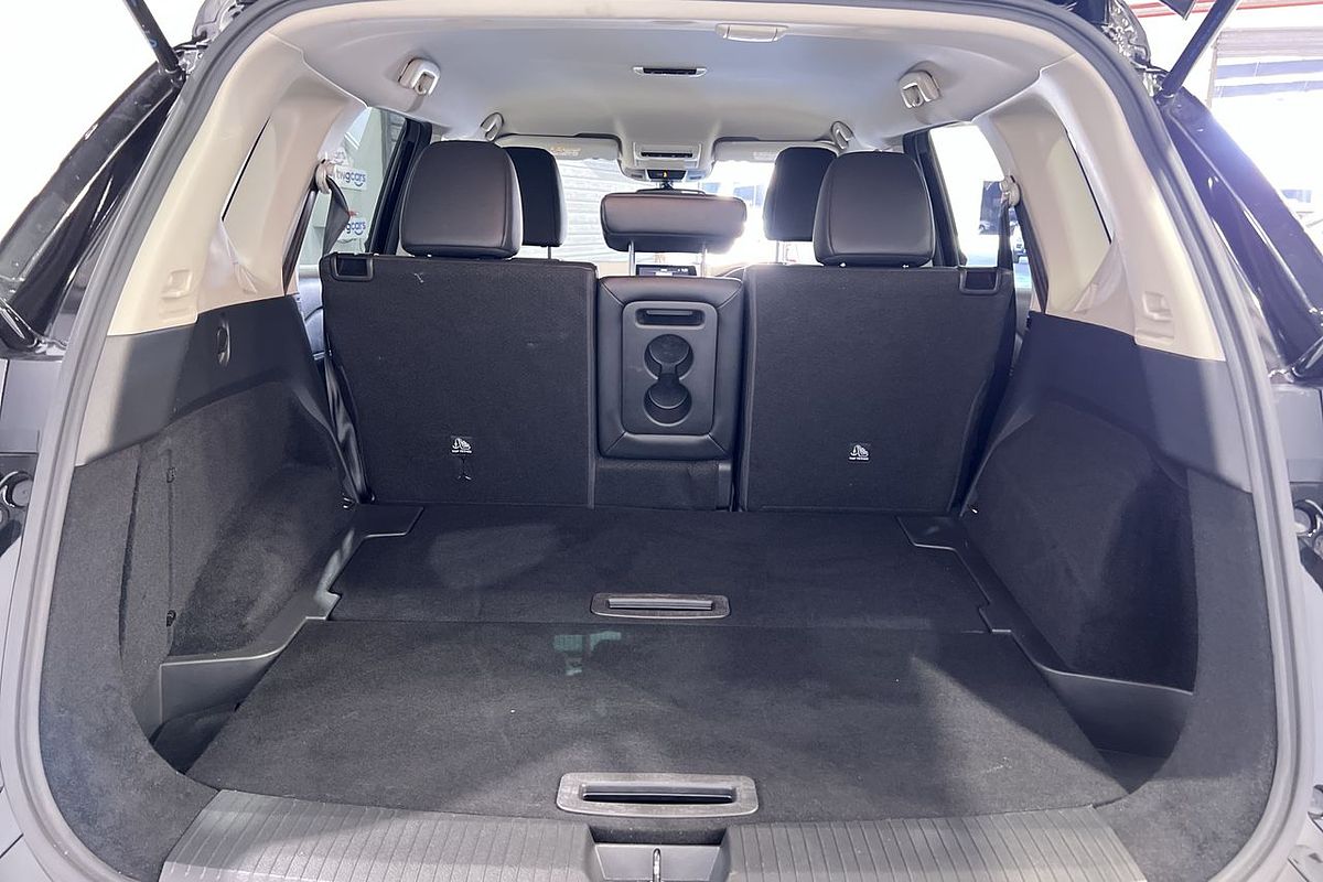 2023 Nissan X-TRAIL ST-L T33