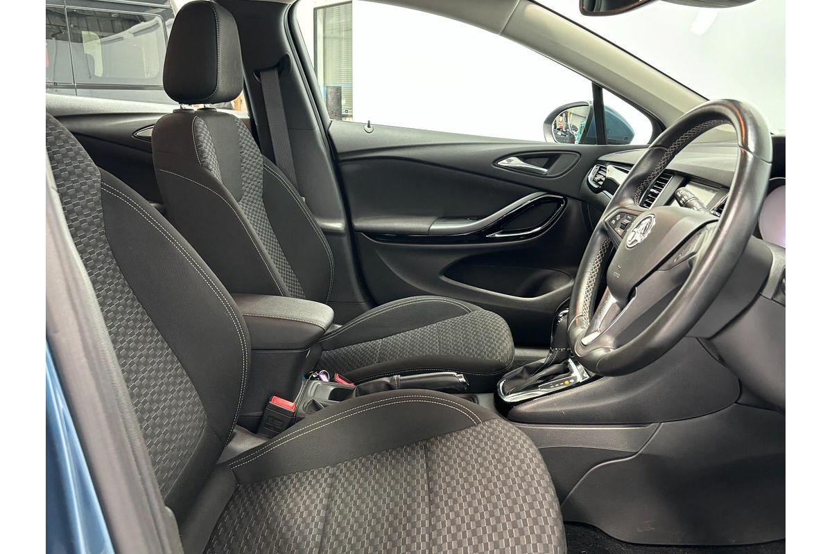 2017 Holden Astra RS BK