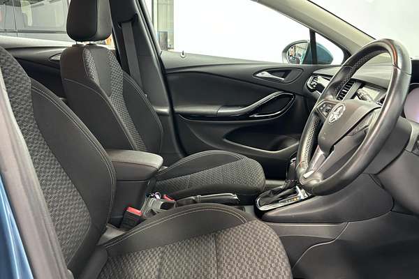2017 Holden Astra RS BK