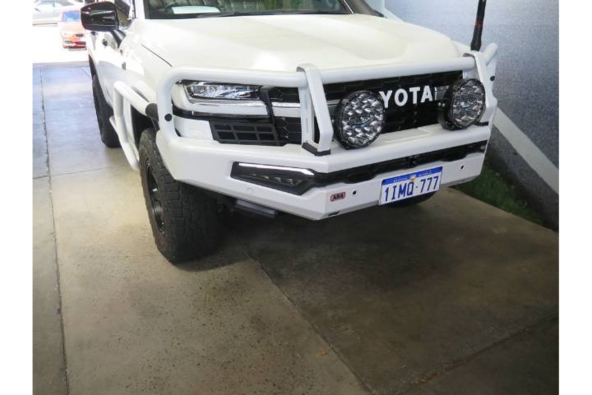 2023 Toyota LANDCRUISER 300 SERIES