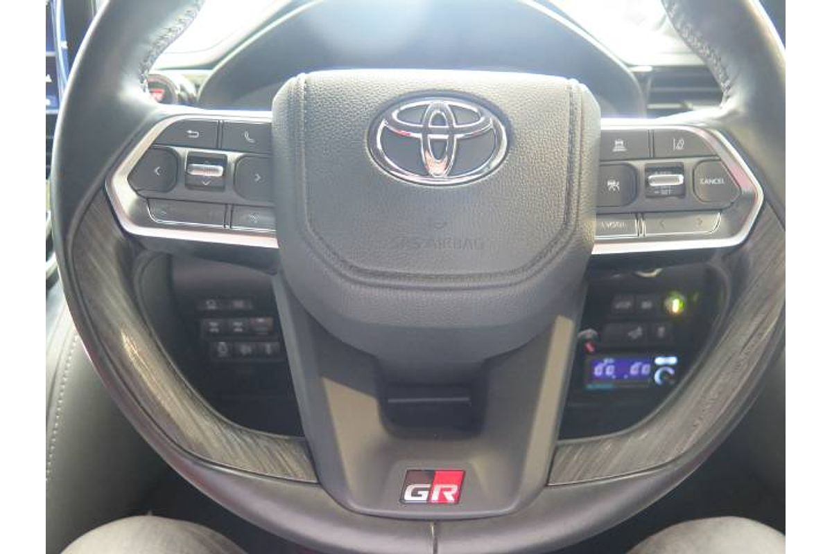 2023 Toyota LANDCRUISER 300 SERIES