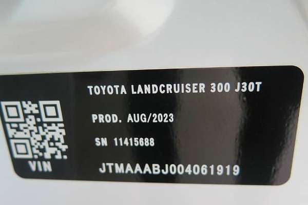 2023 Toyota LANDCRUISER 300 SERIES