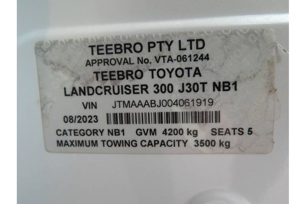 2023 Toyota LANDCRUISER 300 SERIES