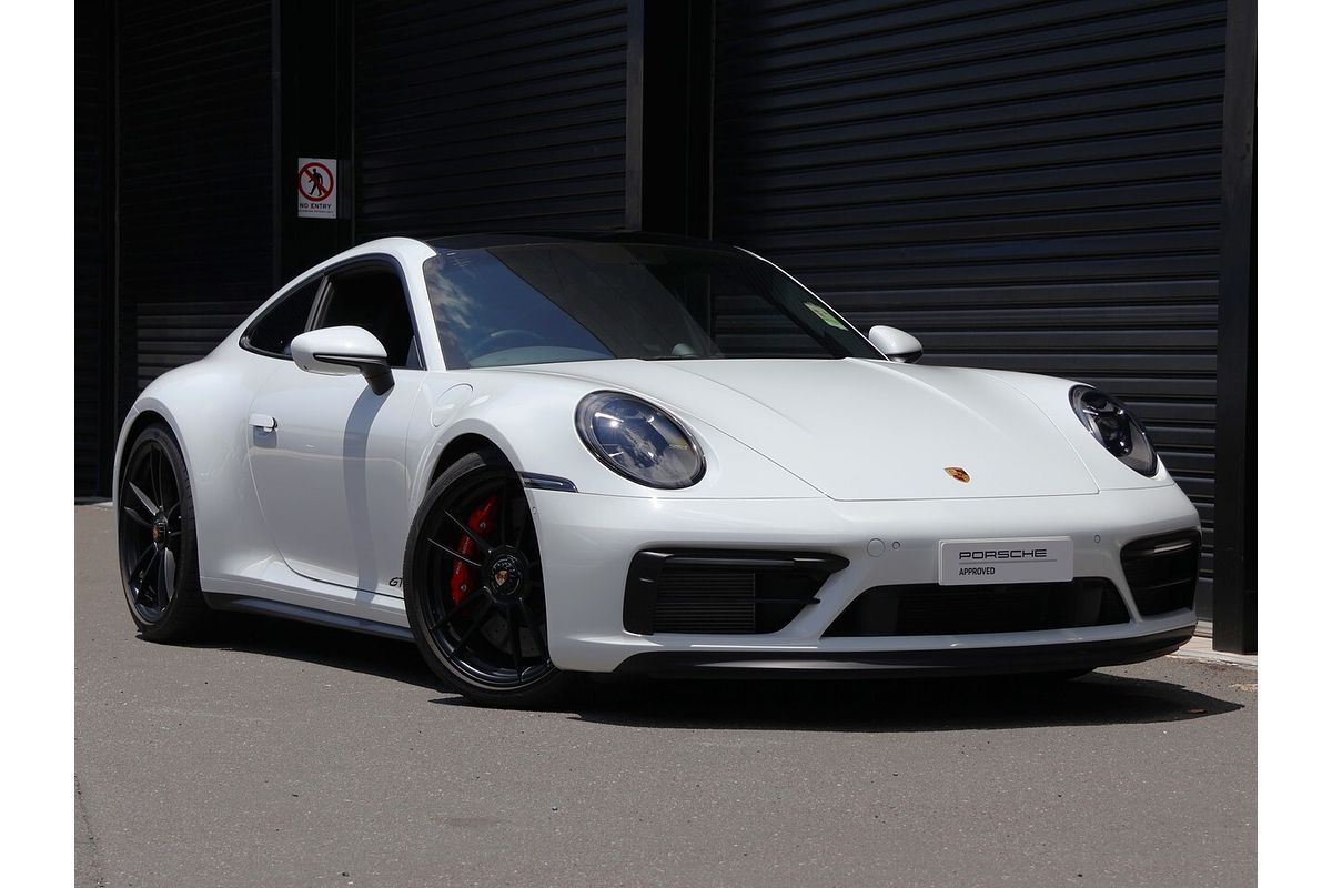 2022 Porsche 911 Carrera GTS 992