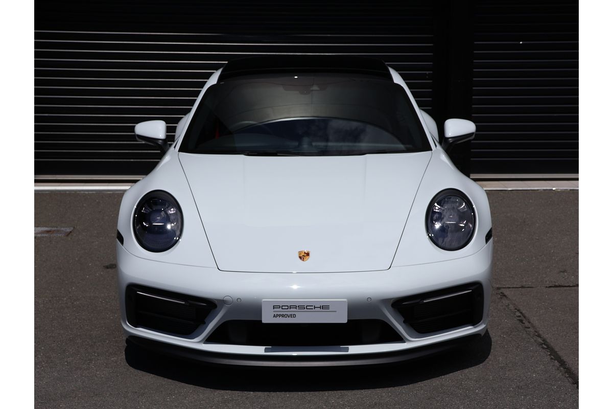 2022 Porsche 911 Carrera GTS 992