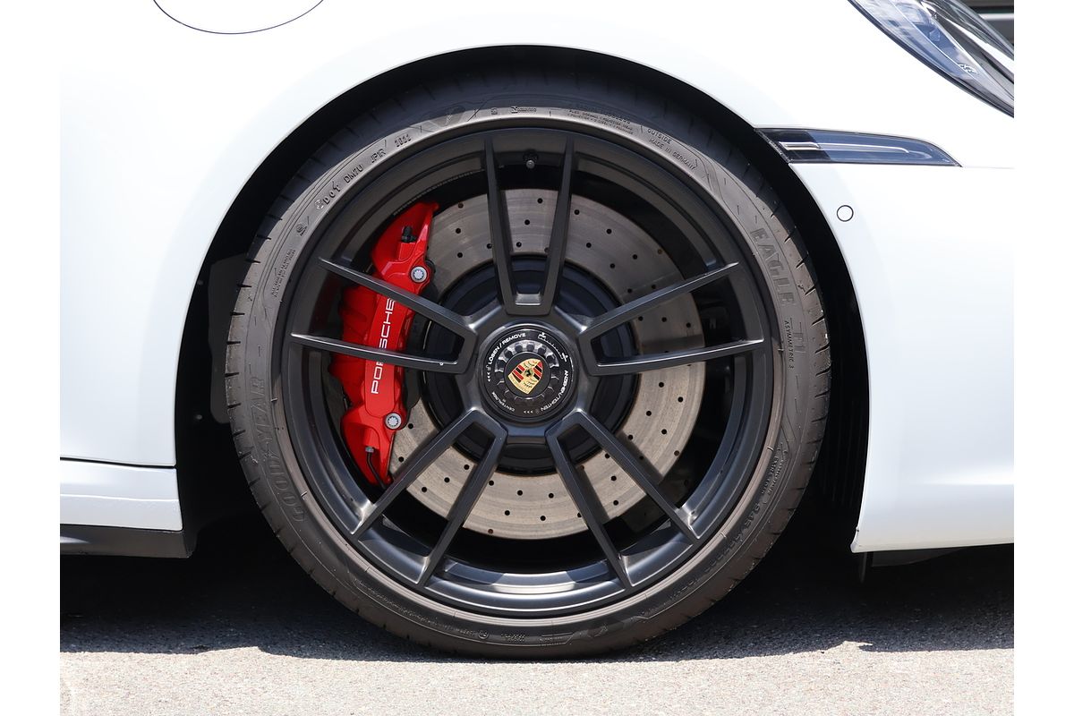 2022 Porsche 911 Carrera GTS 992