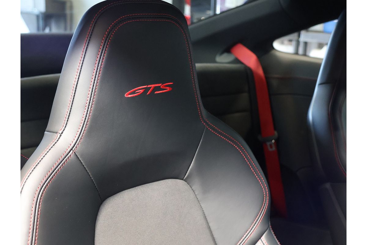 2022 Porsche 911 Carrera GTS 992
