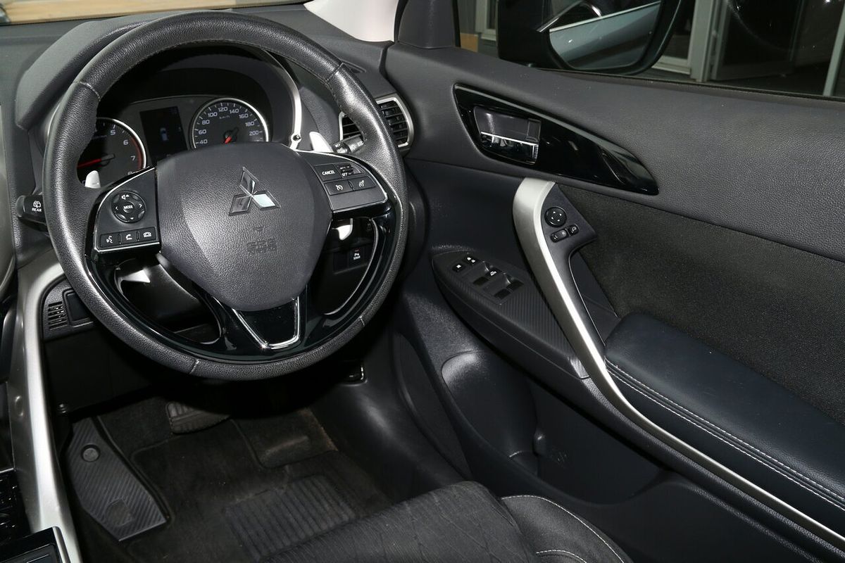 2018 Mitsubishi Eclipse Cross LS YA