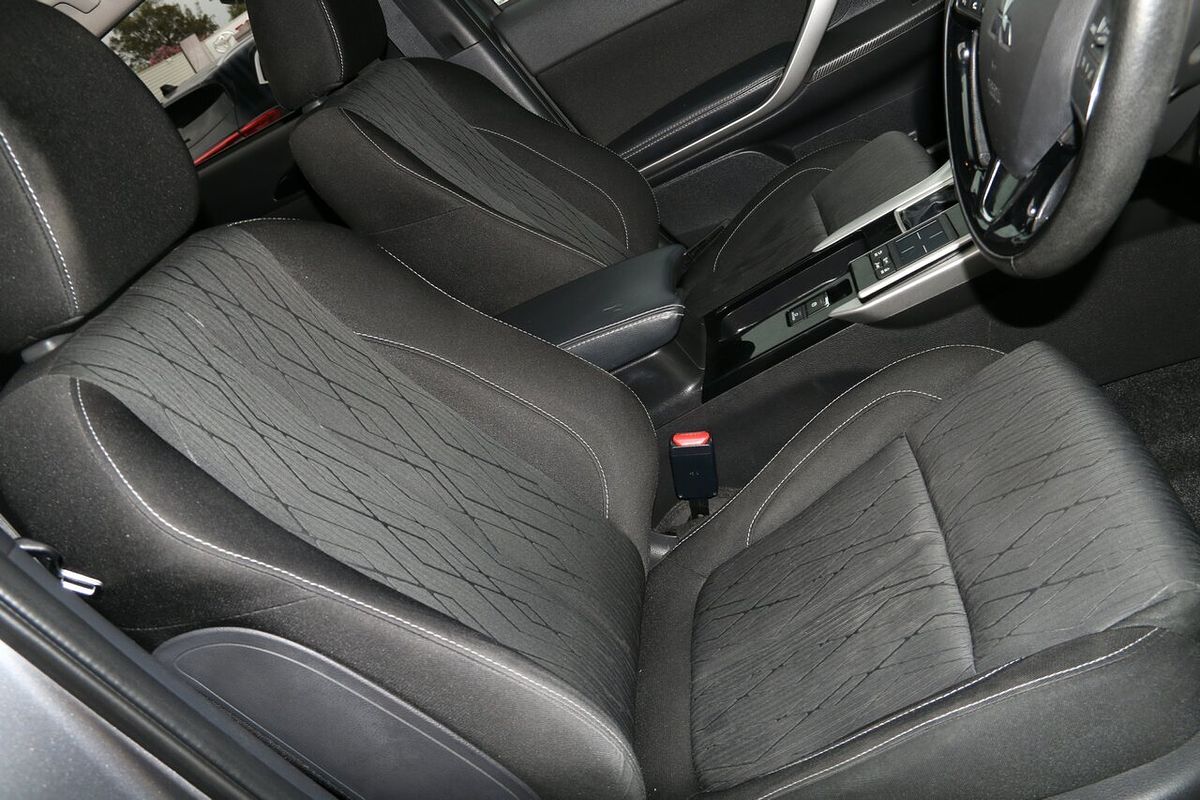 2018 Mitsubishi Eclipse Cross LS YA