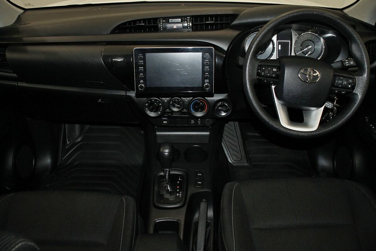 2024 Toyota Hilux SR GUN126R 4X4