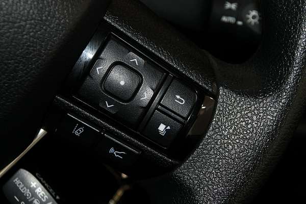 2024 Toyota Hilux SR GUN126R 4X4