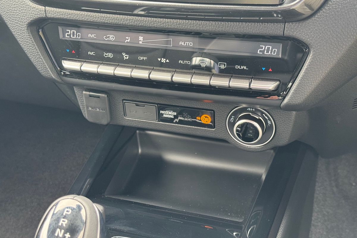 2024 Isuzu D-MAX BLADE 4X4