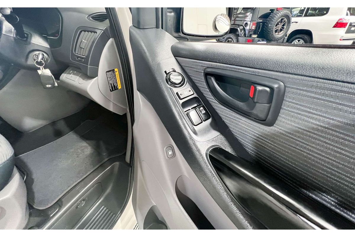 2016 Hyundai iLoad TQ3-V Series II
