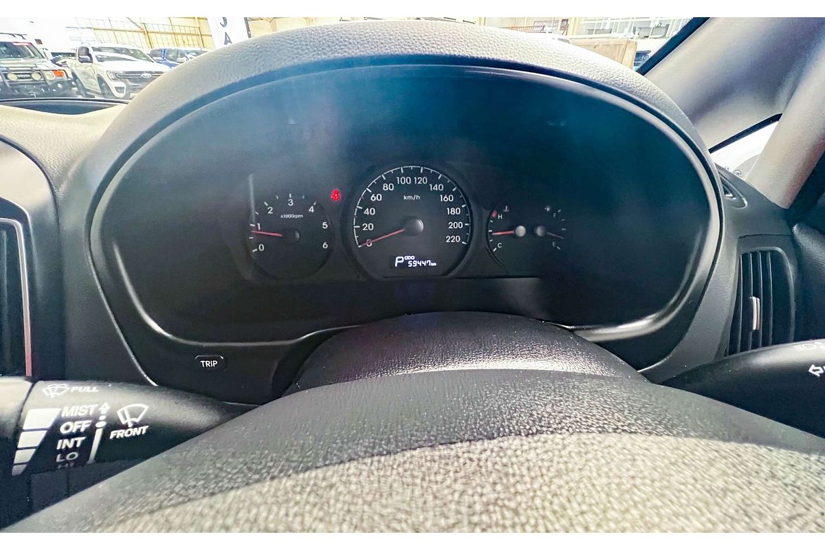 2016 Hyundai iLoad TQ3-V Series II