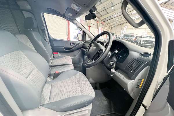 2016 Hyundai iLoad TQ3-V Series II