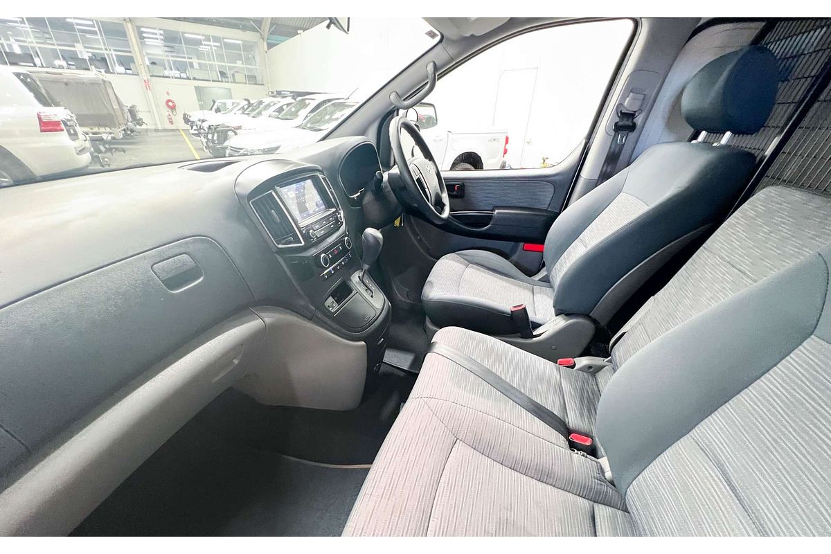 2016 Hyundai iLoad TQ3-V Series II