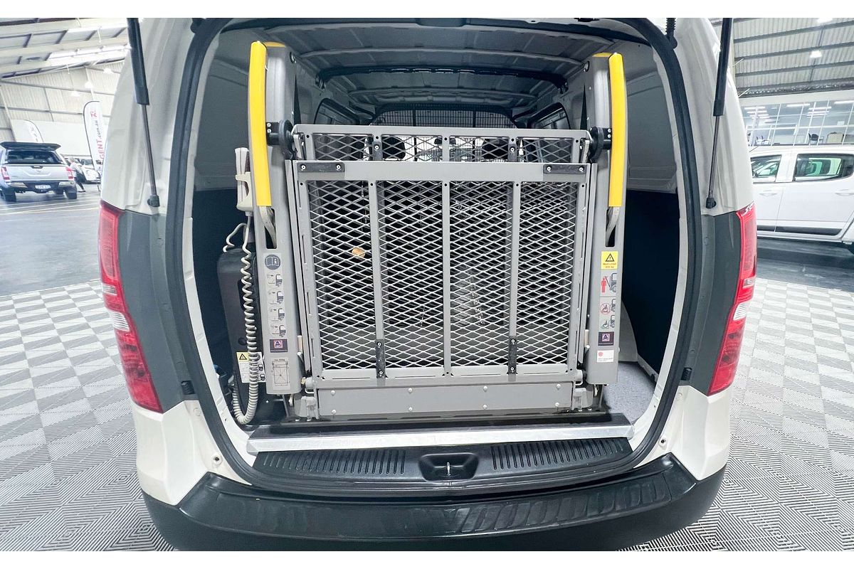 2016 Hyundai iLoad TQ3-V Series II