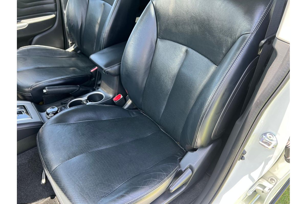 2019 Mitsubishi Triton GLS Premium MR 4X4