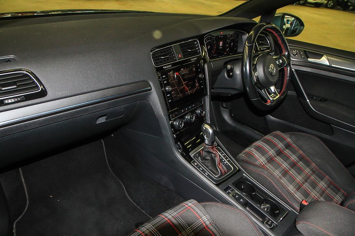 2020 Volkswagen Golf GTI 7.5
