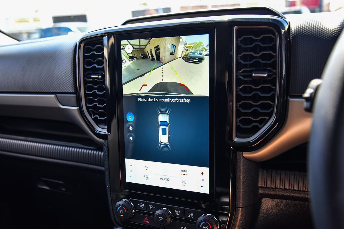 2024 Ford Everest Ambiente