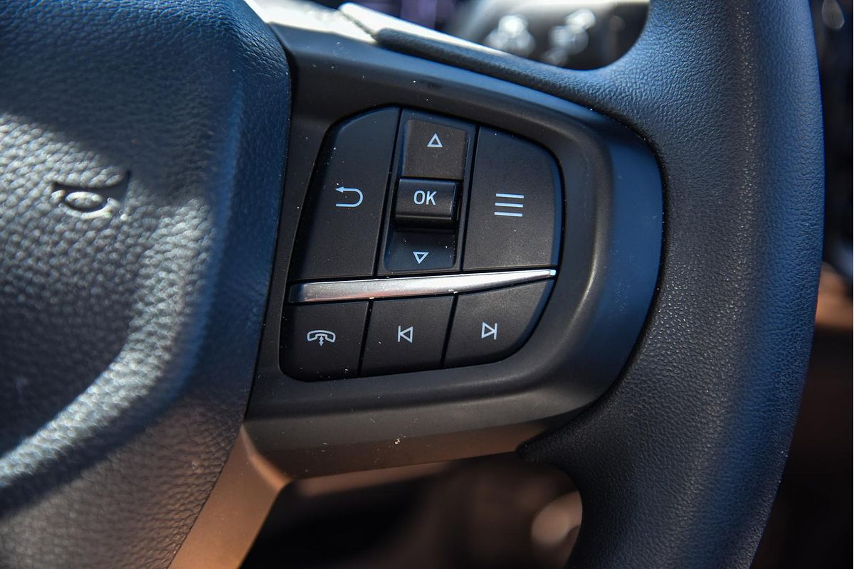 2024 Ford Everest Ambiente