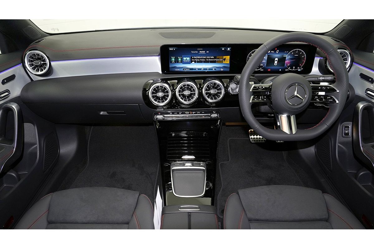 2025 Mercedes-Benz CLA-Class CLA200 C118