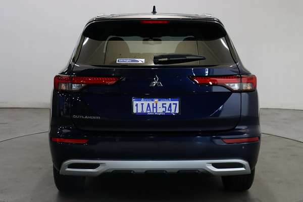 2023 Mitsubishi Outlander LS ZM