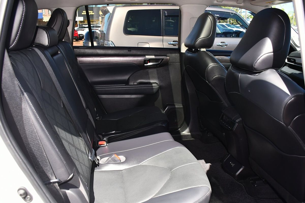 2022 Toyota Kluger Grande AXUH78R