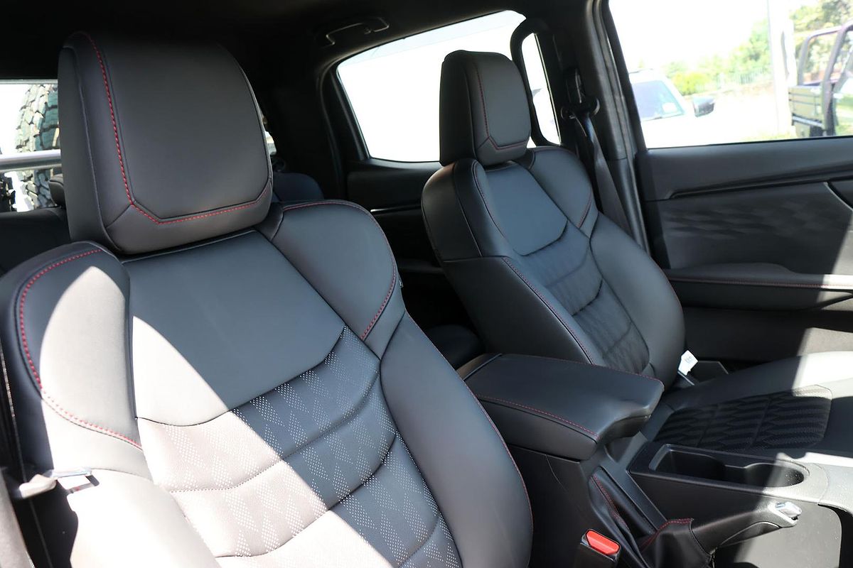 2024 Isuzu D-MAX X-TERRAIN 4X4