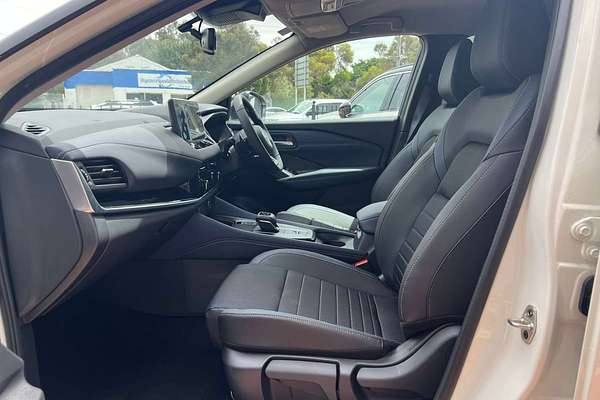 2024 Nissan QASHQAI ST-L J12