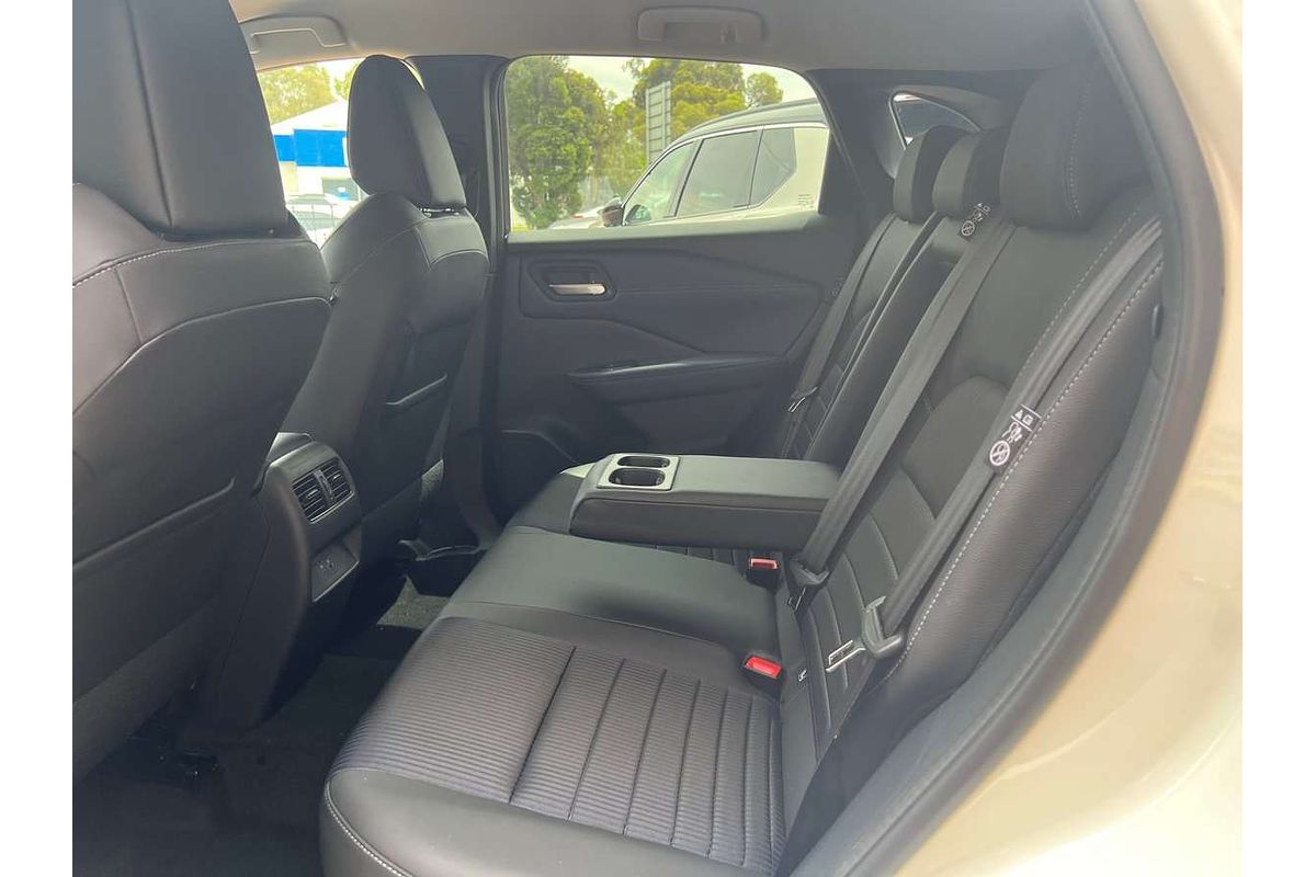 2024 Nissan QASHQAI ST-L J12
