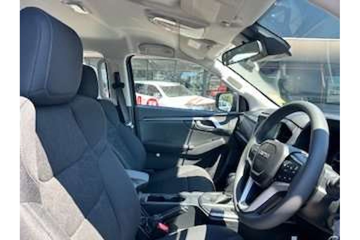 2024 Isuzu D-MAX LS-M 4X4