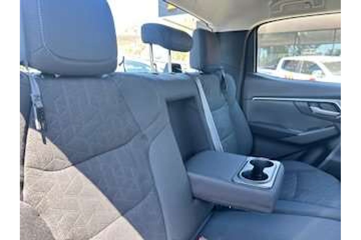 2024 Isuzu D-MAX LS-M 4X4