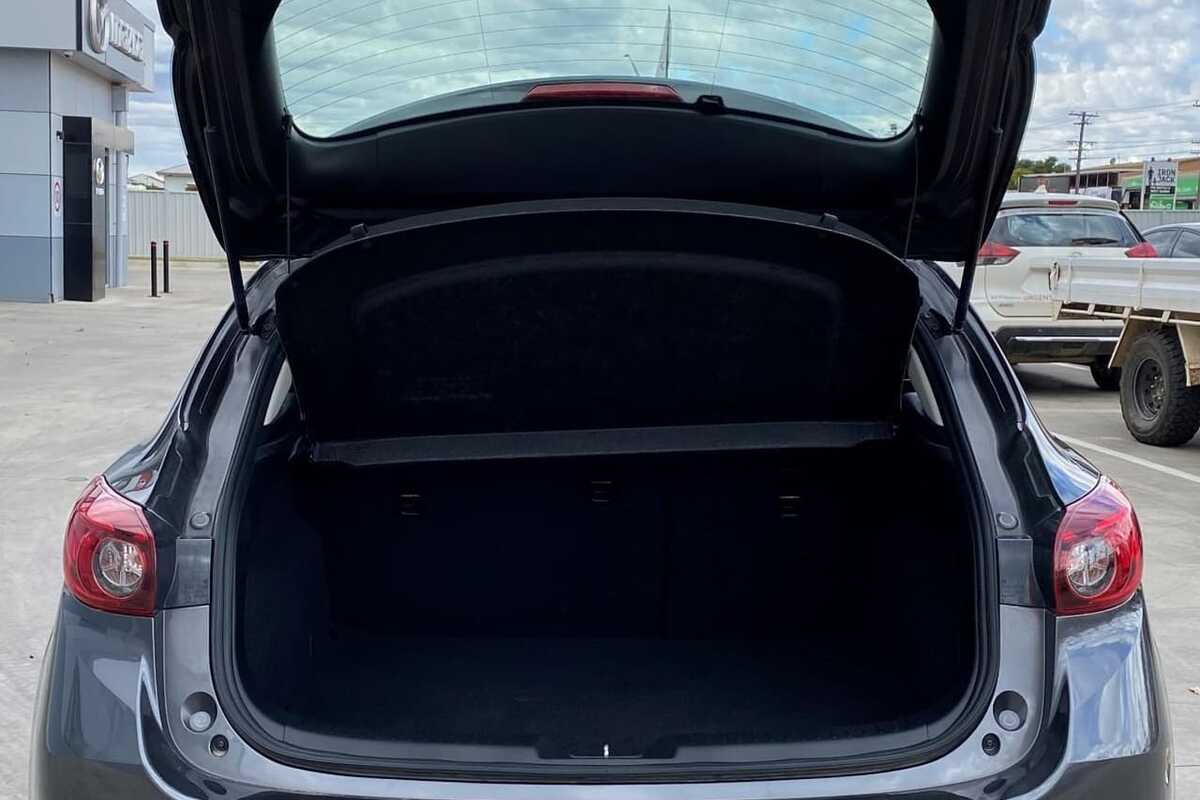 2018 Mazda 3 Neo Sport BN Series