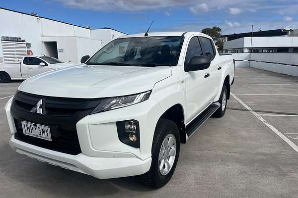 2022 Mitsubishi Triton GLX+ MR 4X4