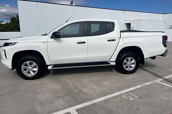 2022 Mitsubishi Triton GLX+ MR 4X4