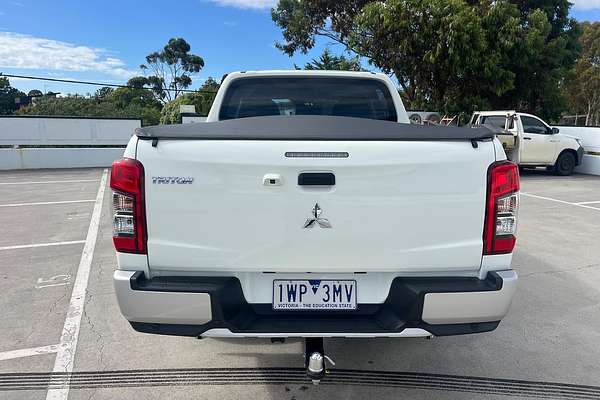 2022 Mitsubishi Triton GLX+ MR 4X4