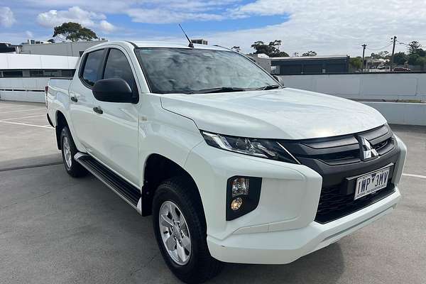 2022 Mitsubishi Triton GLX+ MR 4X4