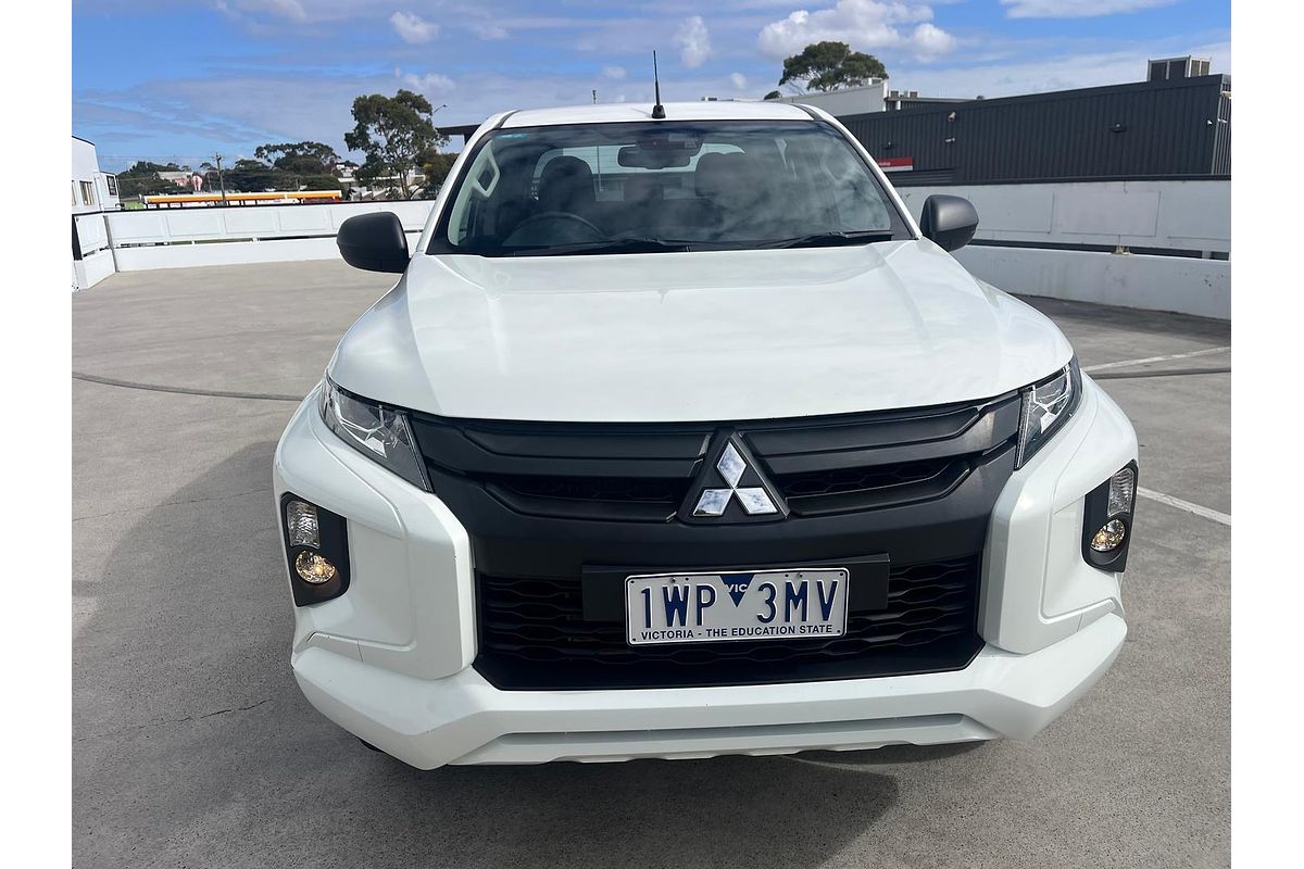 2022 Mitsubishi Triton GLX+ MR 4X4