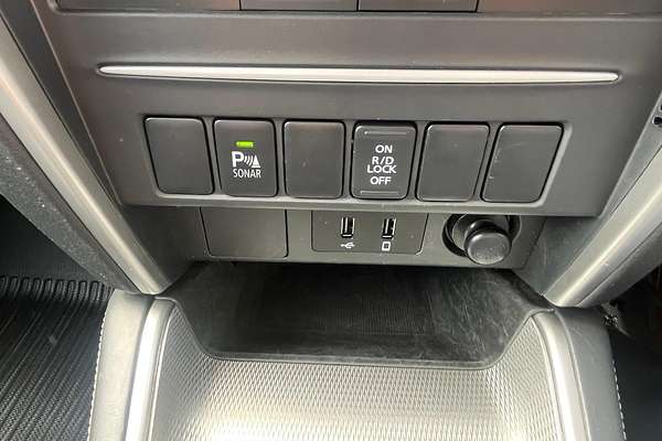 2022 Mitsubishi Triton GLX+ MR 4X4