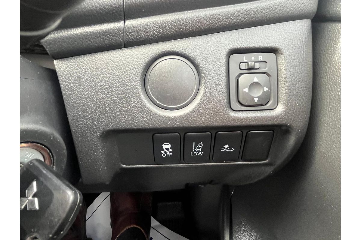 2022 Mitsubishi Triton GLX+ MR 4X4