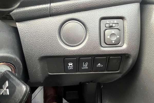 2022 Mitsubishi Triton GLX+ MR 4X4