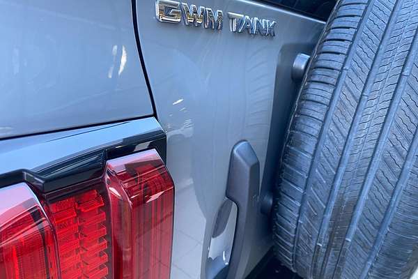 2024 GWM Tank 300 Ultra Hybrid P01