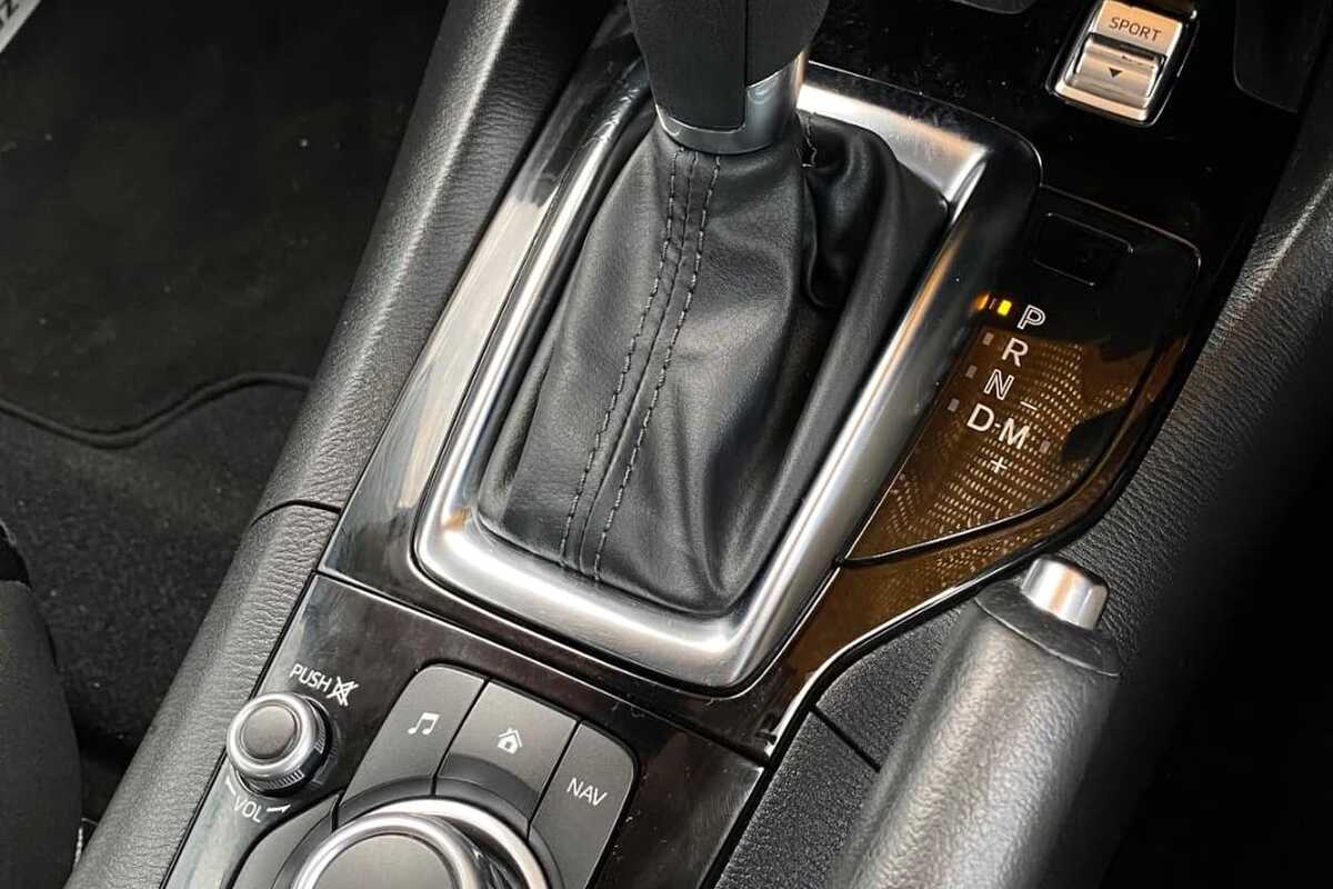 2018 Mazda 3 Neo Sport BN Series