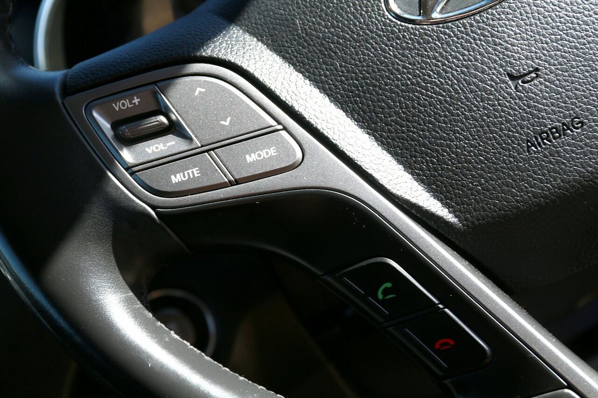 2012 Hyundai Santa Fe Highlander DM
