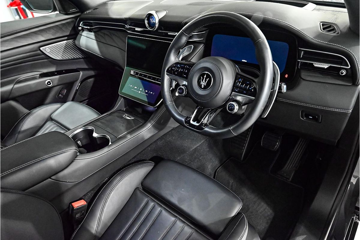2023 Maserati Grecale Modena M182