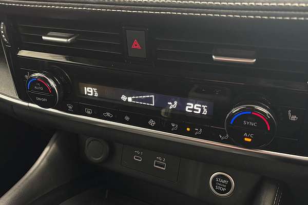 2023 Nissan X-TRAIL ST-L T33