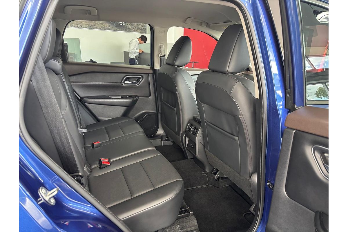 2023 Nissan X-TRAIL ST-L T33